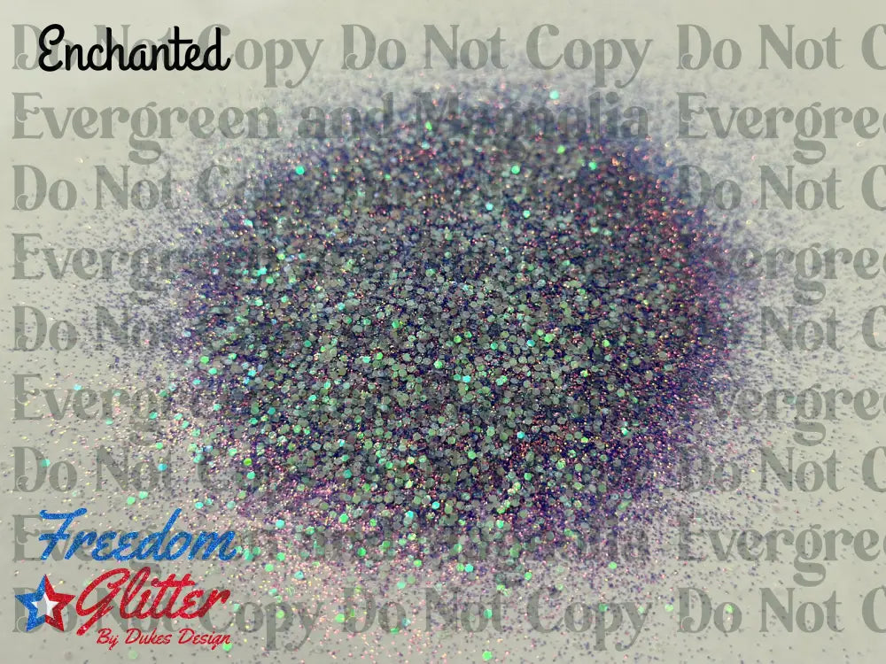 Enchanted (Glow Glitter)
