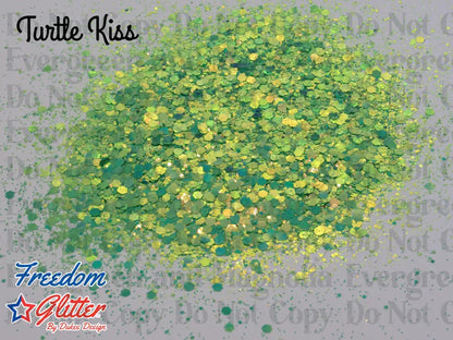Turtle Kiss (Metallic/Iridescent Glitter)